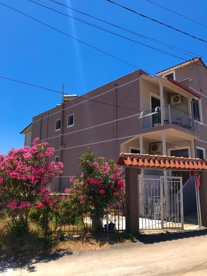 Apartments Villa Dovinefa Ksamil Luaran gambar