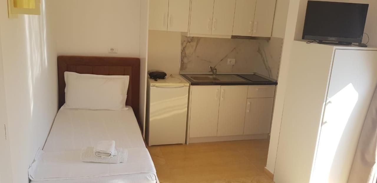 Apartments Villa Dovinefa Ksamil Luaran gambar