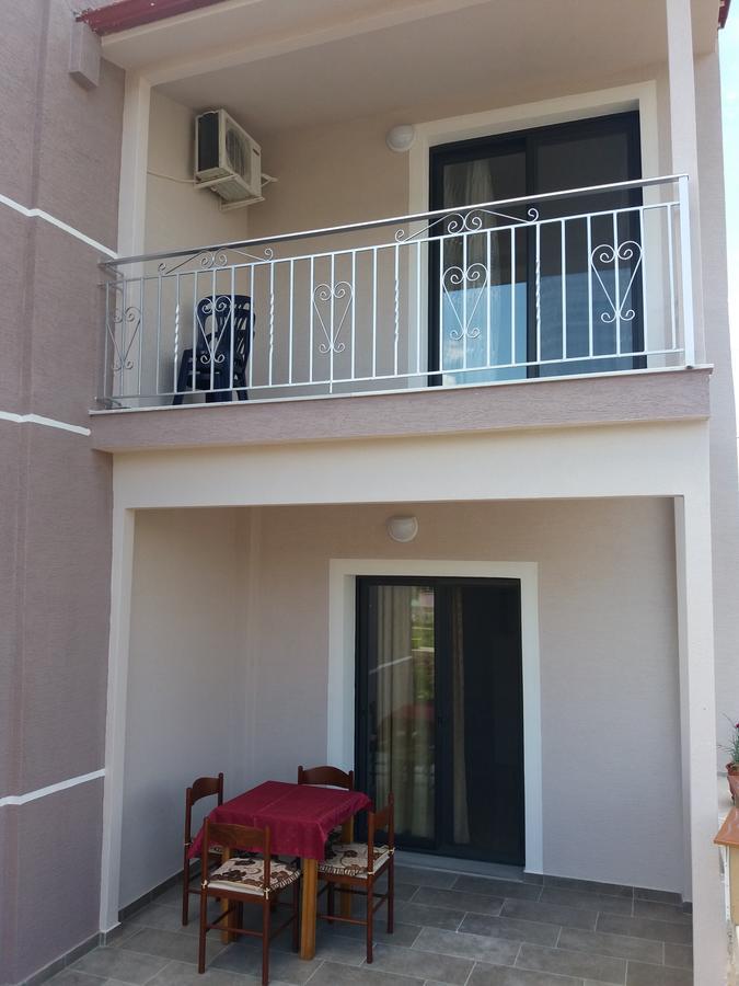 Apartments Villa Dovinefa Ksamil Luaran gambar
